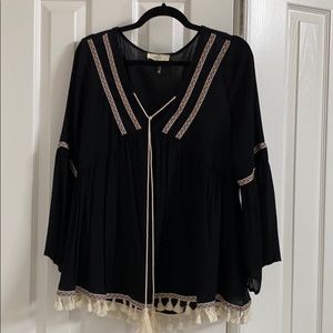 Boho black flowy top